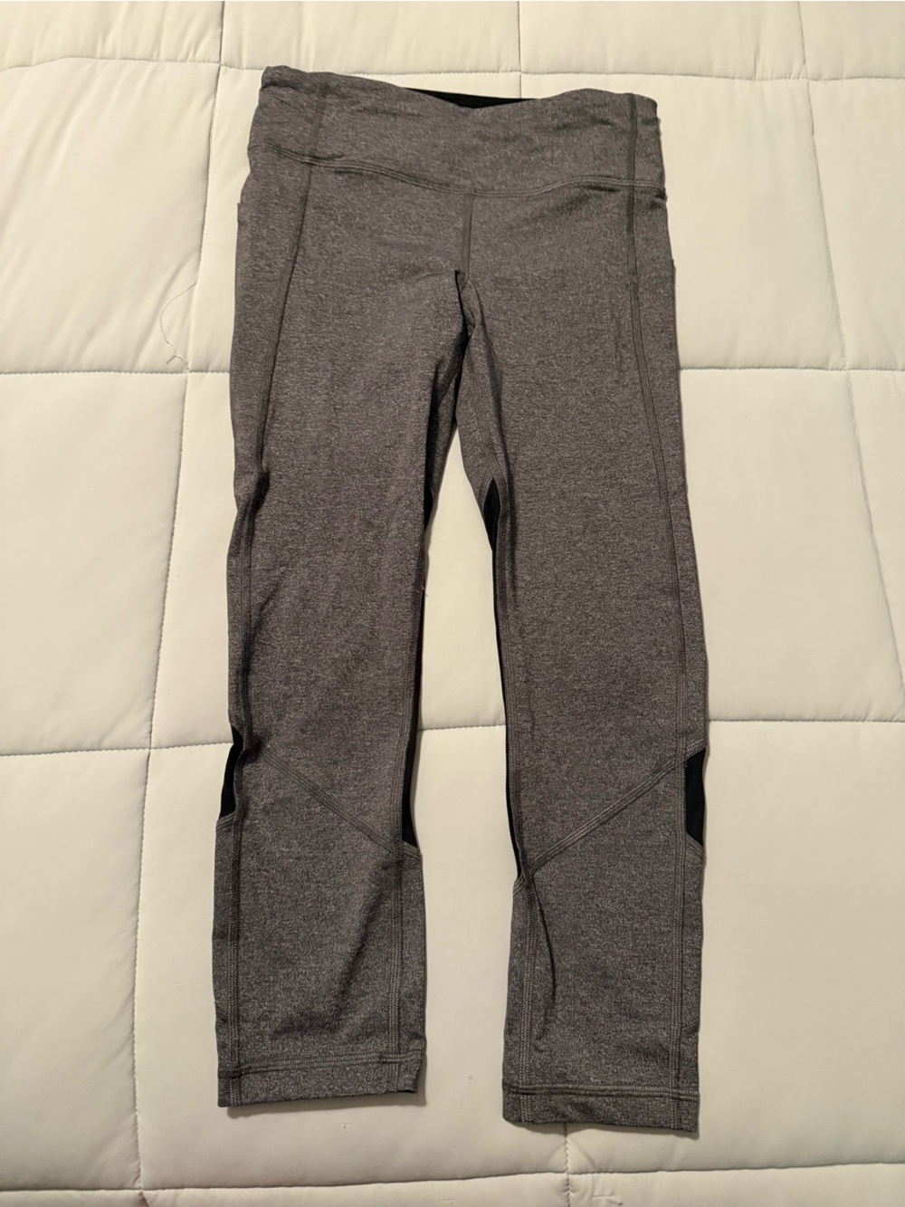 lululemon athletica Gray Cropped Leggings